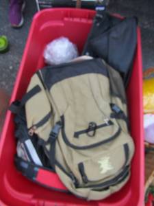 lot 200 image: Red tote of various hand bags carry bags