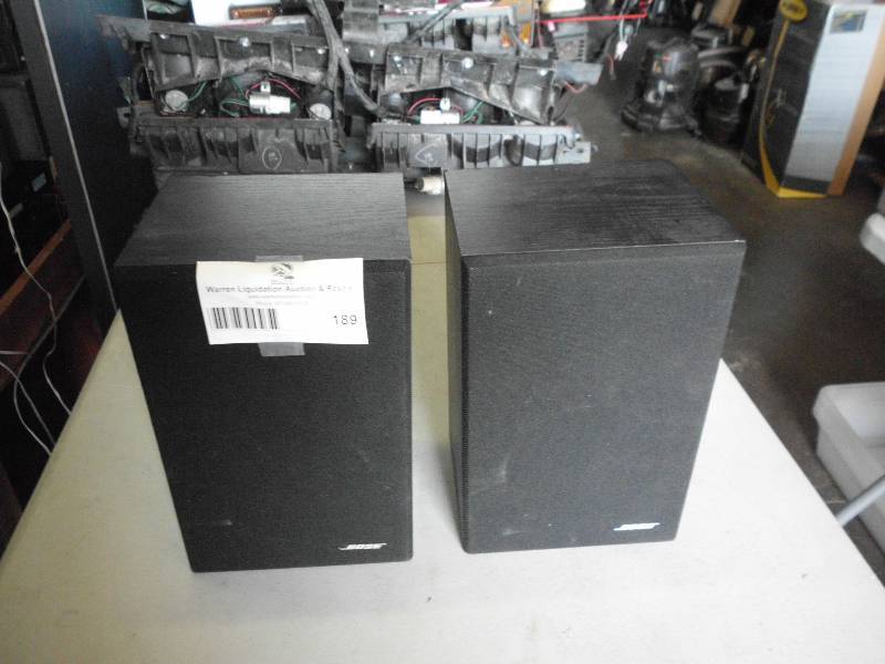 lot 189 image: BOSE SPEAKERS