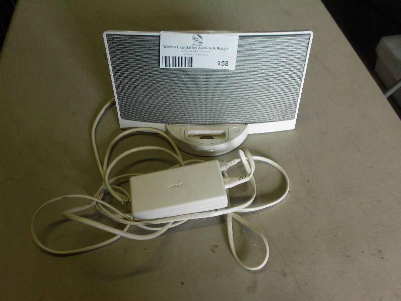 lot 158 image: BOSE SOUND DOCK