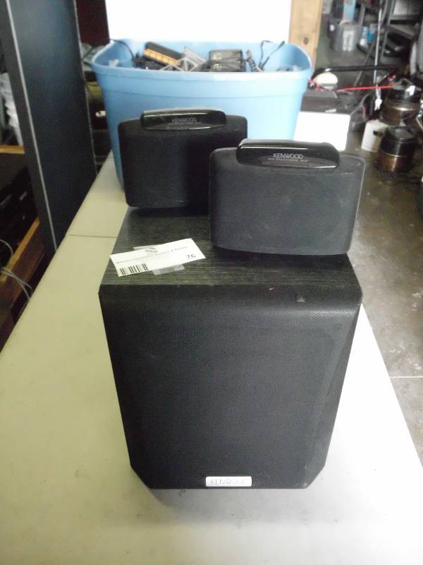 lot 76 image: KENWOOD SPEARKERS