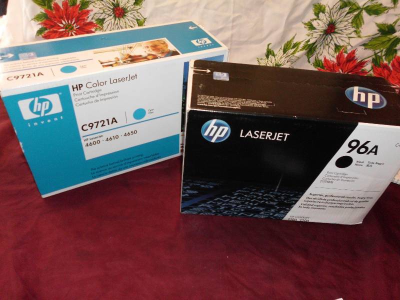 lot 89 image: HP TONERS