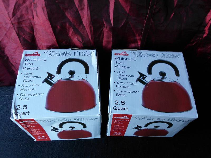 lot 18 image: EURO HOME WHISTLEMATE TEA KETTLE