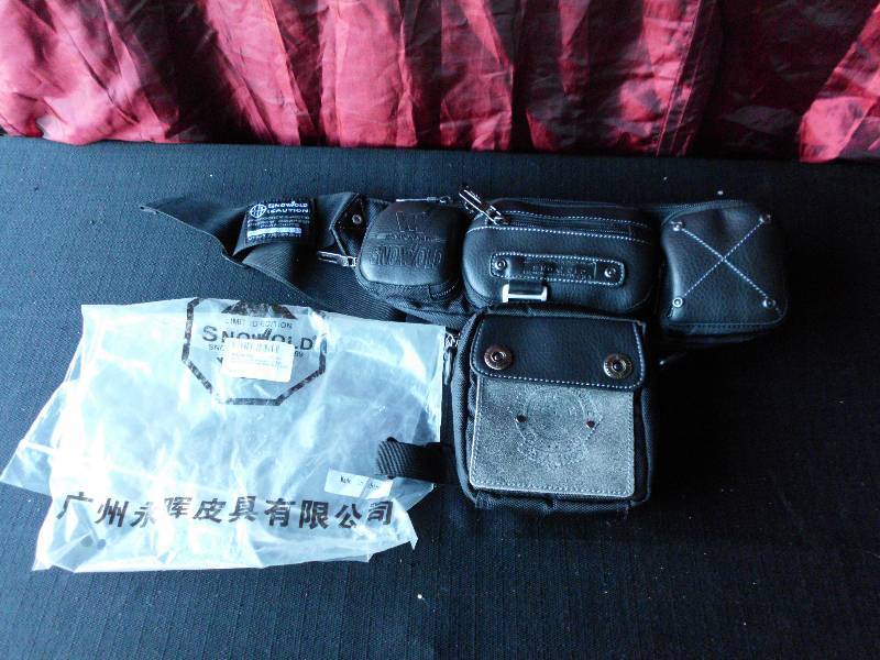 lot 27 image: DIRT BIKE RIDING WAIST BAG