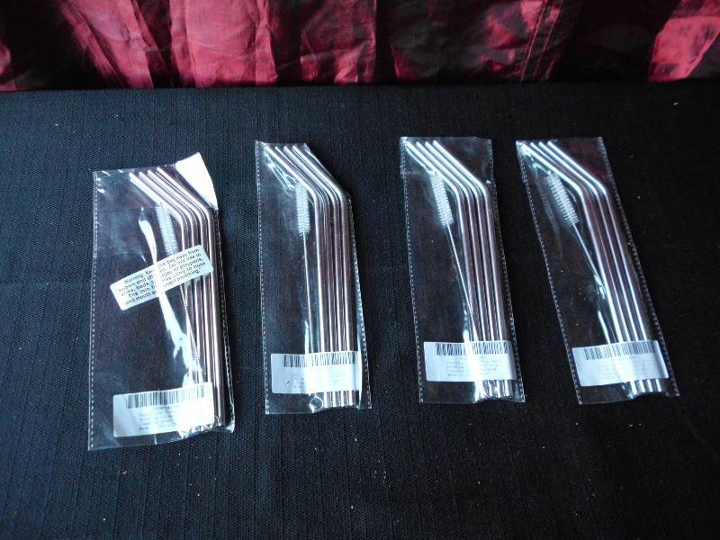 lot 32 image: STAINLESS STEEL DRINKING STARWS