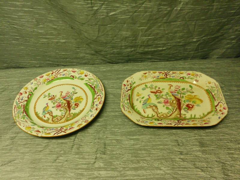 lot 41 image: CHINA DISH SET