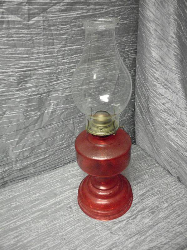 lot 56 image: VINTAGE KEROSINE LAMP