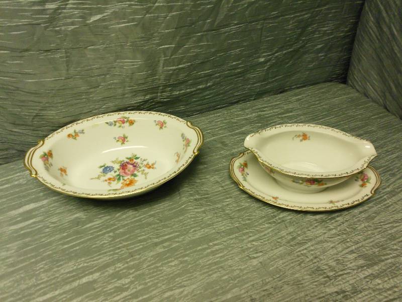 lot 97 image: NORITAKE CHINA