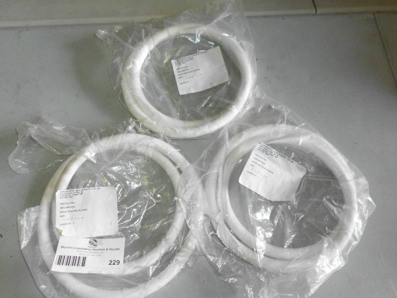 lot 229 image: WHITE SILICONE 70 DURO