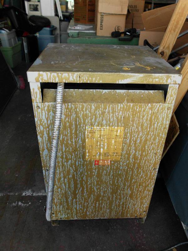 lot 240 image: CUTLER AND HAMMER TRANSFORMER