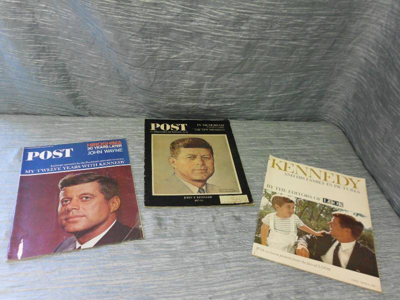 lot 278 image: VINTAGE POST MAGAZINE