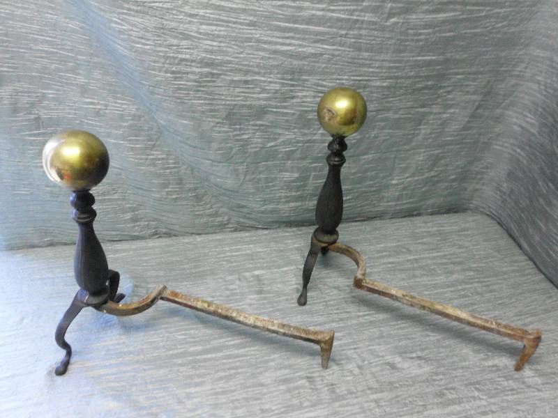 lot 281 image: VINTAGE LOG HOLDER