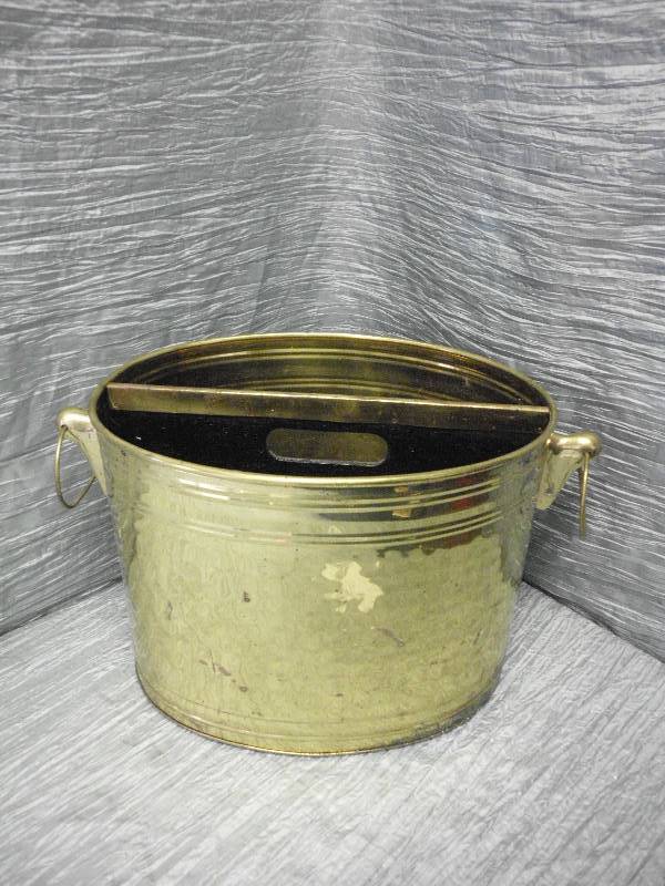 lot 286 image: COAL BUCKET