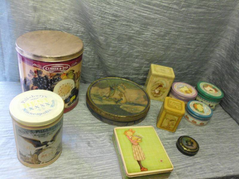 lot 295 image: VINTAGE TINS