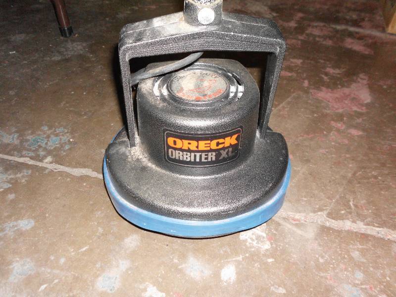 lot 309 image: ORECK ORBITER BUFFER
