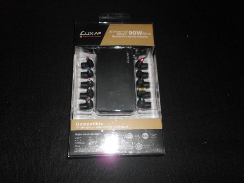 lot 340 image: UNIVERSAL LAPTOP ADAPTER
