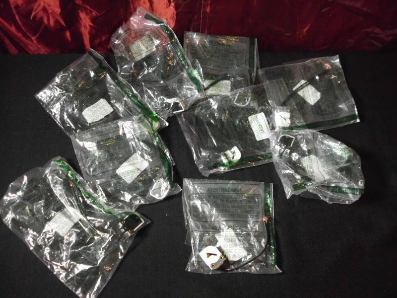 lot 345 image: LEVITON LAMP HOLDERS