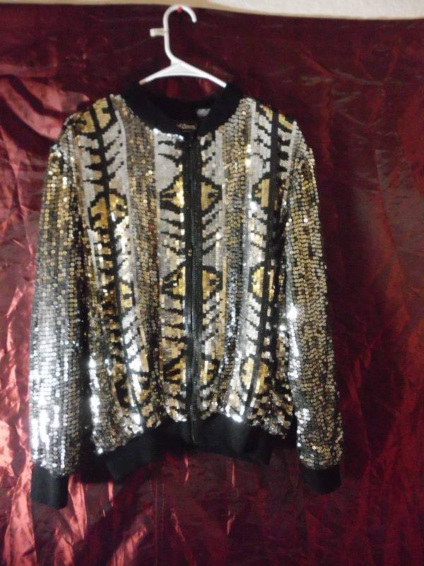 lot 354 image: 1980 SILVER SEQUIN BOMBER