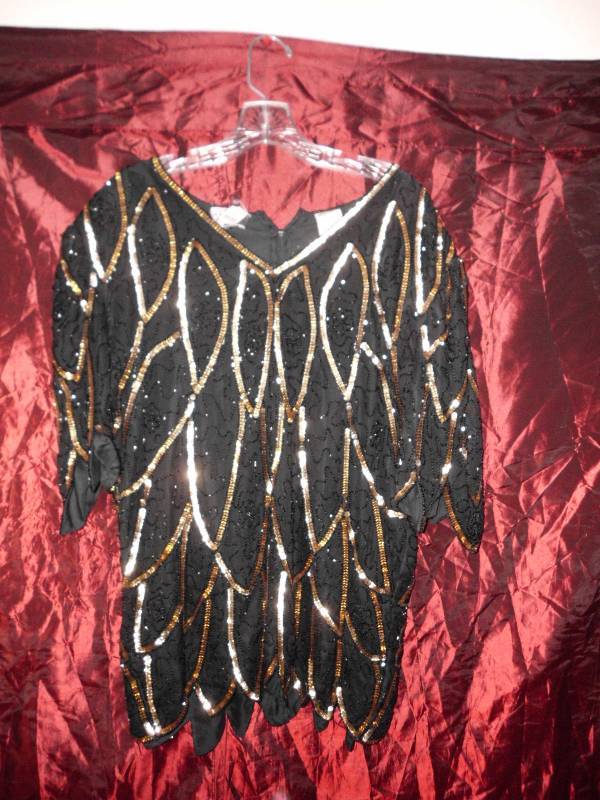 lot 356 image: CARINA BEADED BLOUSE