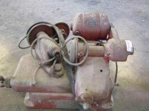 lot 20 image: Valve Grinder