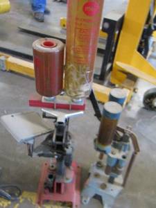 lot 18 image: 2 ammo reloaders