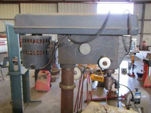 lot 23 image: Sears Craftsman 15 drill press on stand