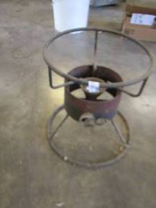 lot 48 image: BURNER BASE FOR A FRYER propane