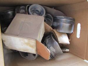 lot 85 image: pistons for planes