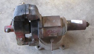 lot 173 image: allied brand multi purpose bench vise 120 mm