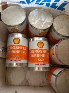 lot 74 image: aero shell turbine oil 560