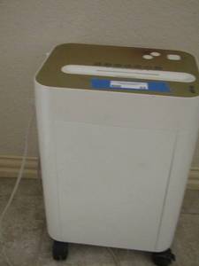 lot 24 image: ATIVA PAPER SHREDDER
