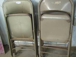 lot 40 image: METAL FOLDING CHAIRS QTY 6