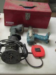lot 66 image: r3500 RED TOOLBOX, B & D ROUTER, DRILL, FLASH LIGHT MEASURING TAPE AND MORE
