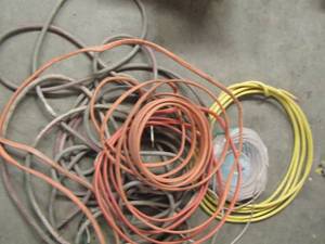 lot 96 image: LOT OF MISC. WIRE-- 1 SMALL EXTENSION CORD