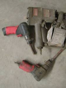 lot 105 image: 3 AIR TOOLS, NAIL GUN, DRILLS
