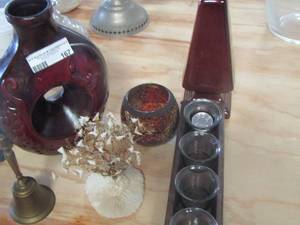 lot 167 image: lot of various home dcor