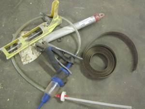 lot 176 image: caulking guns, scrapper and more