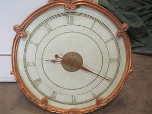 lot 215 image: 32 x diameter 29 hanging clock