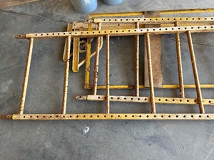 lot 298 image: Scaffolding
