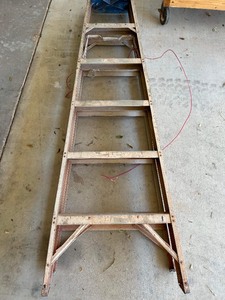 lot 270 image: WERNER 6 FT STEP LADDER.