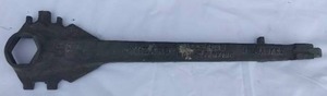 lot 13 image: Milwaukee Wizard #121 All Plug Non Sparking Drum Bung Wrench