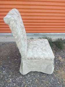lot 24 image: Really Nice White Floral Patterned High Back Chair--No Makers Mark--Slight discoloration on bottom (pic 5)