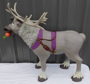 lot 80 image: Disneys Frozen Sven Ride on Toy with Carrot--Unknown working condition