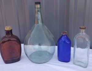 lot 211 image: Selection of 4 Vintage Glass Bottles