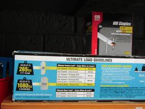 lot 41 image: 12 NM STAPLES,  HEAVY DUTY 14 TOGGLE BOLTS, WOODEN BOX, WIRE NUTS AND VARIOUS SCREWS