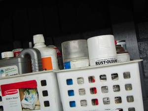 lot 43 image: 2 RUBBERMAID SLIDE N STACK VARIOUS SPRAY PAINTS, GP3 RACING FORMULA, AND MORE