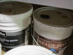 lot 74 image: BUCKETS OF USED BEHR PAINT STAIN, SEAL QTY 4