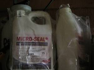 lot 75 image: MICRO SEAL SILANE SILOXANE REPELLANT QTY 2