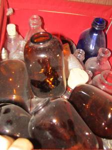 lot 78 image: Vintage glass liqueur and medicine bottles, and brown snuff bottles