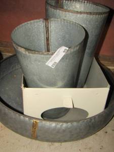 lot 98 image: metal basket lot