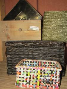 lot 104 image: lot of metal and wicker baskets
